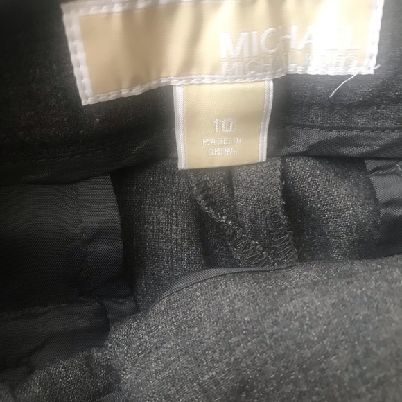 Dark gray Michael kors pants with skinny legs stretchy - Picture 4 of 11
